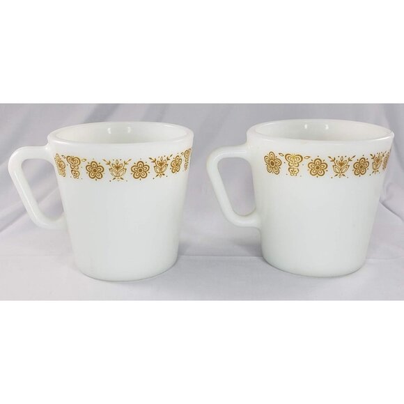Vintage Pyrex Butterfly Gold Coffee Mugs Cup Set of 3 - Picture 2 of 11